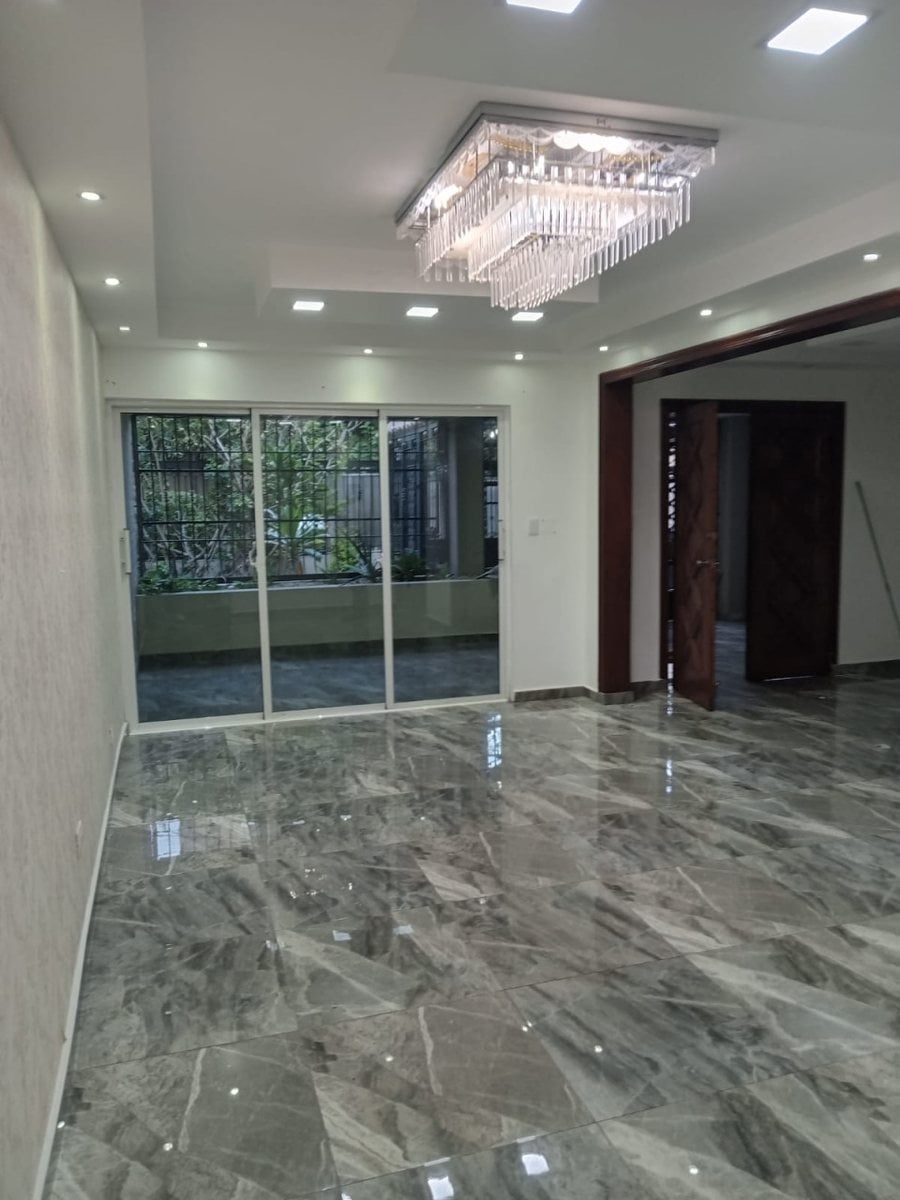 Casa en Ensenche Ozama, Santo Domingo Este – foto 2