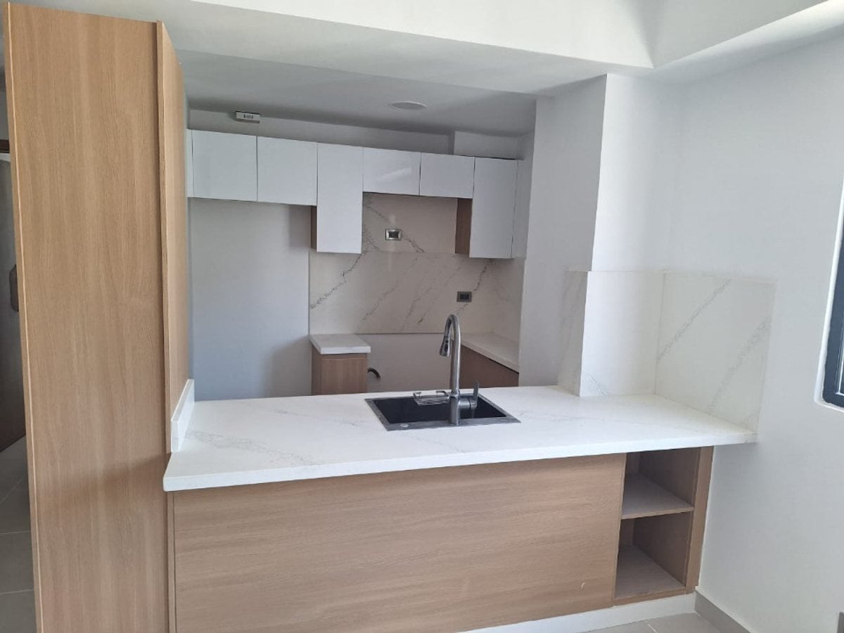 Apartamento en Evaristo Morales, Santo Domingo – foto 2