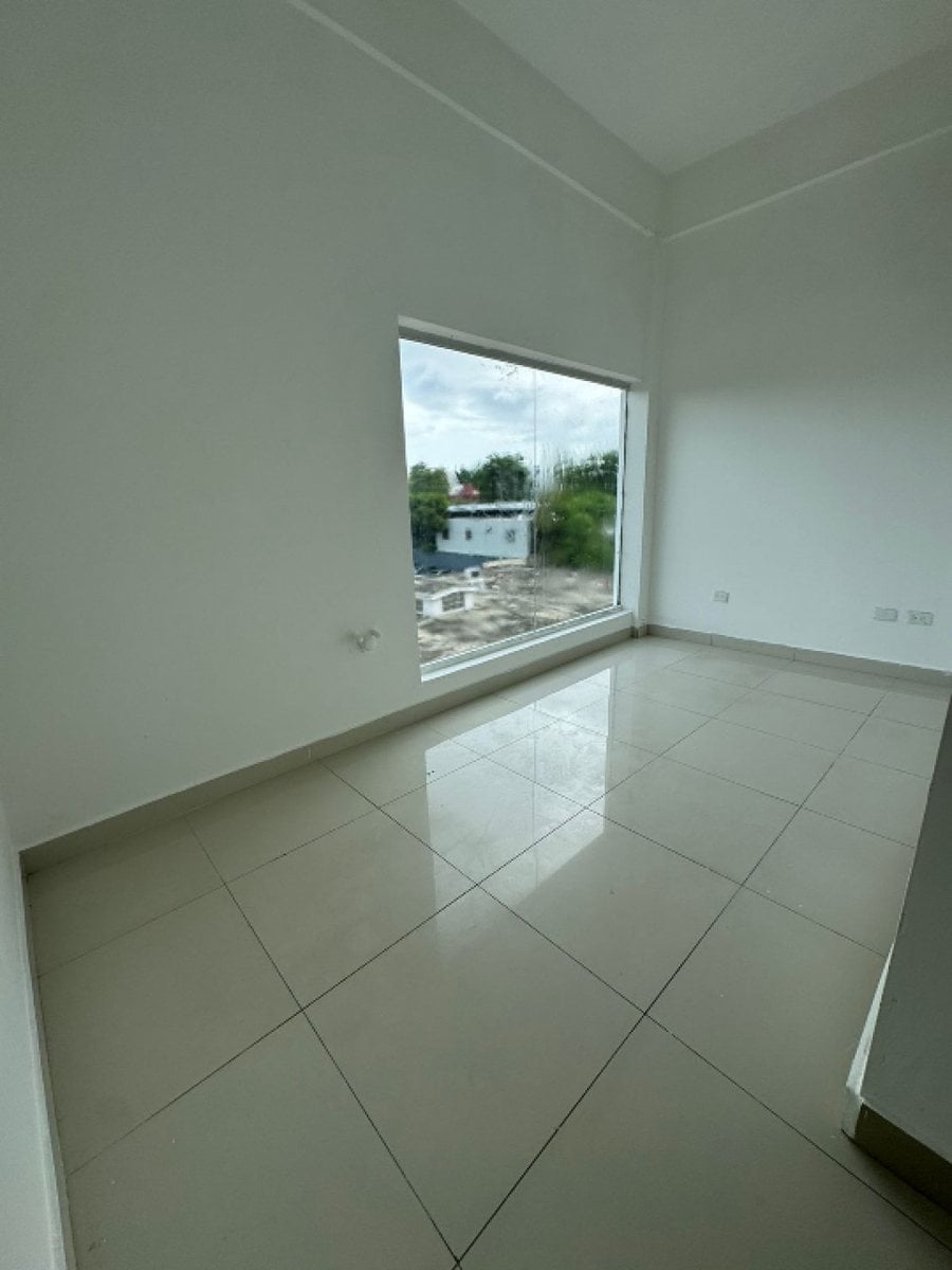 Local Comercial en Santo Domingo, Quisqueya – foto 2