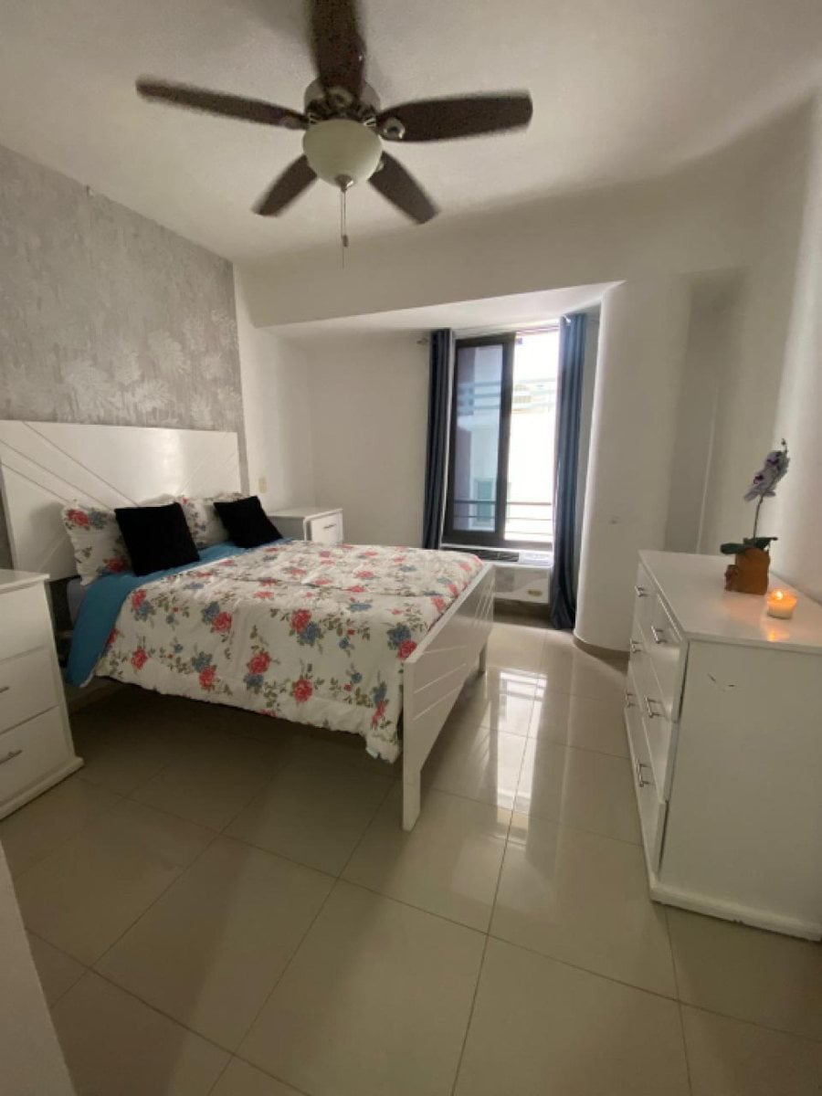 Apartamento en Evaristo Morales, Santo Domingo – foto 11