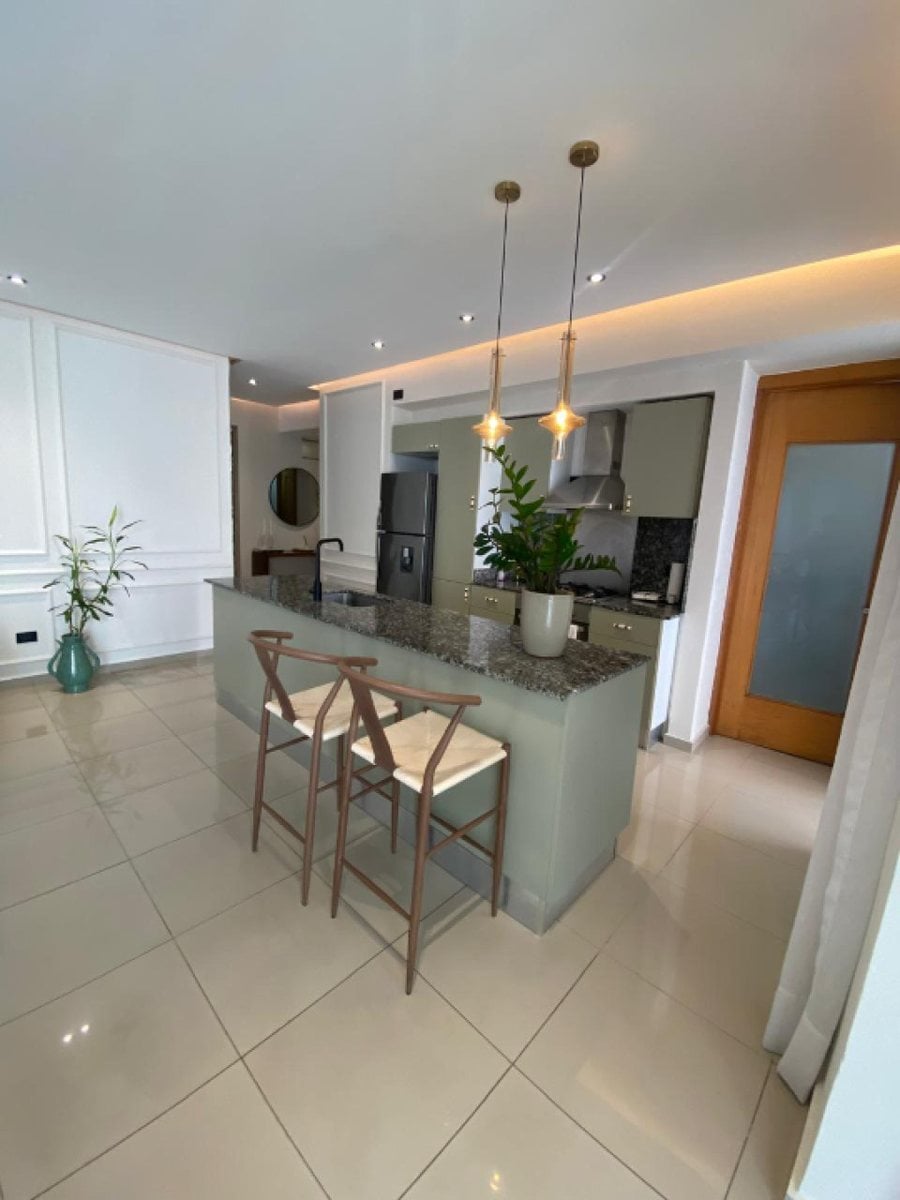 Apartamento en Evaristo Morales, Santo Domingo – foto 7