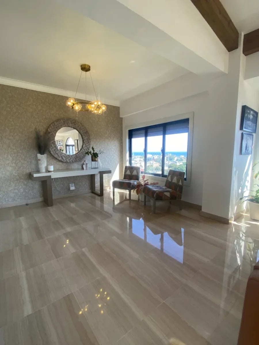 Apartamento en Gazcue, 4H/4B/3P, V. Venta – foto 1