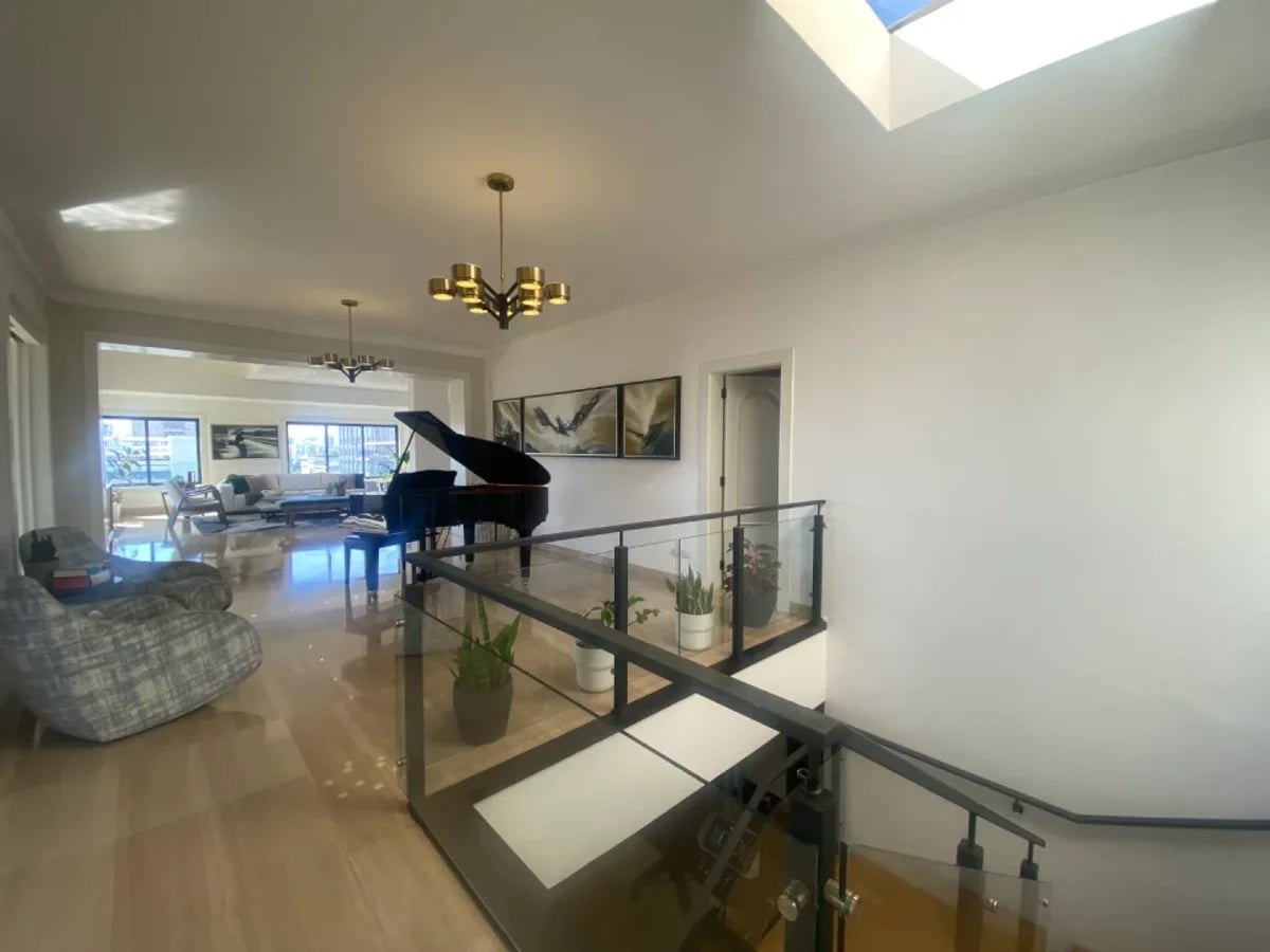 Apartamento en Gazcue, 4H/4B/3P, V. Venta – foto 7