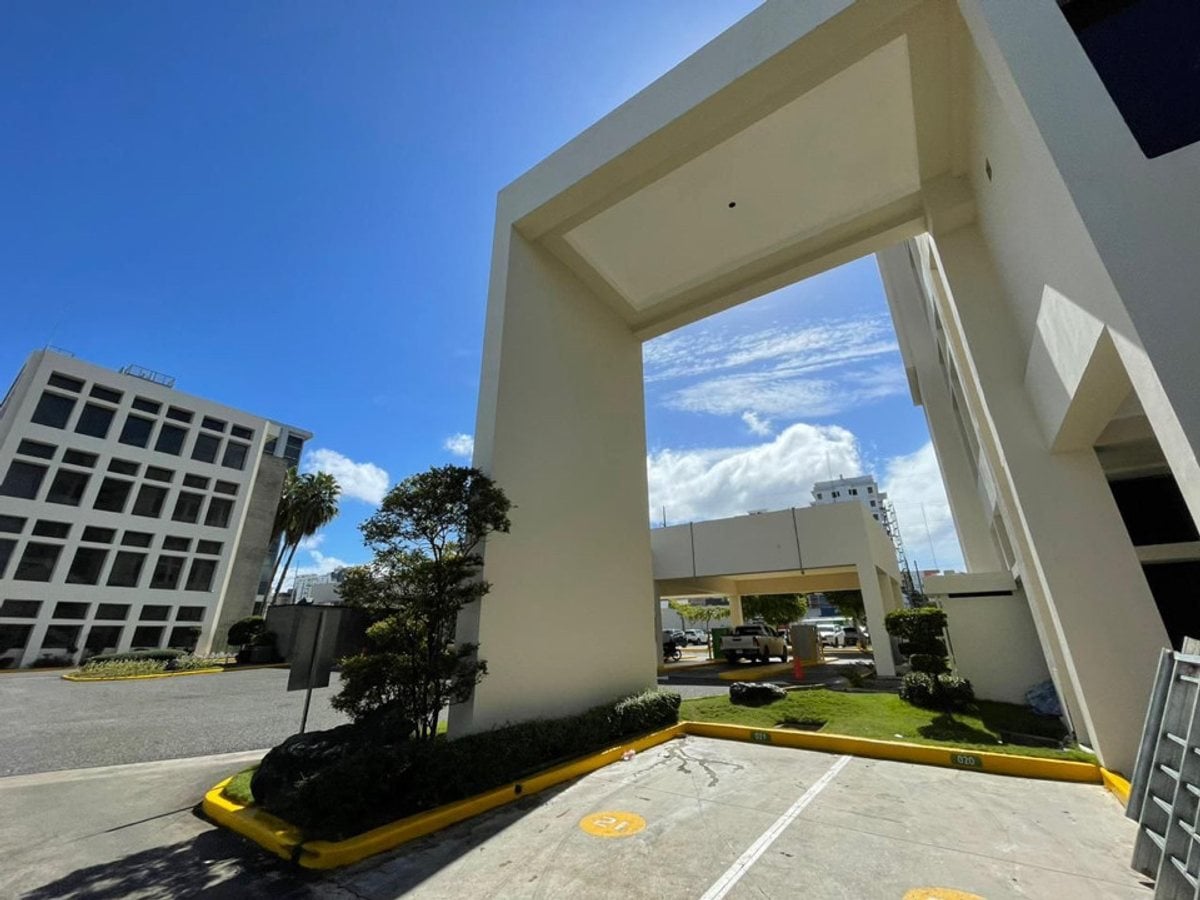 Edificio en Ensanche Naco, Santo Domingo – foto 1