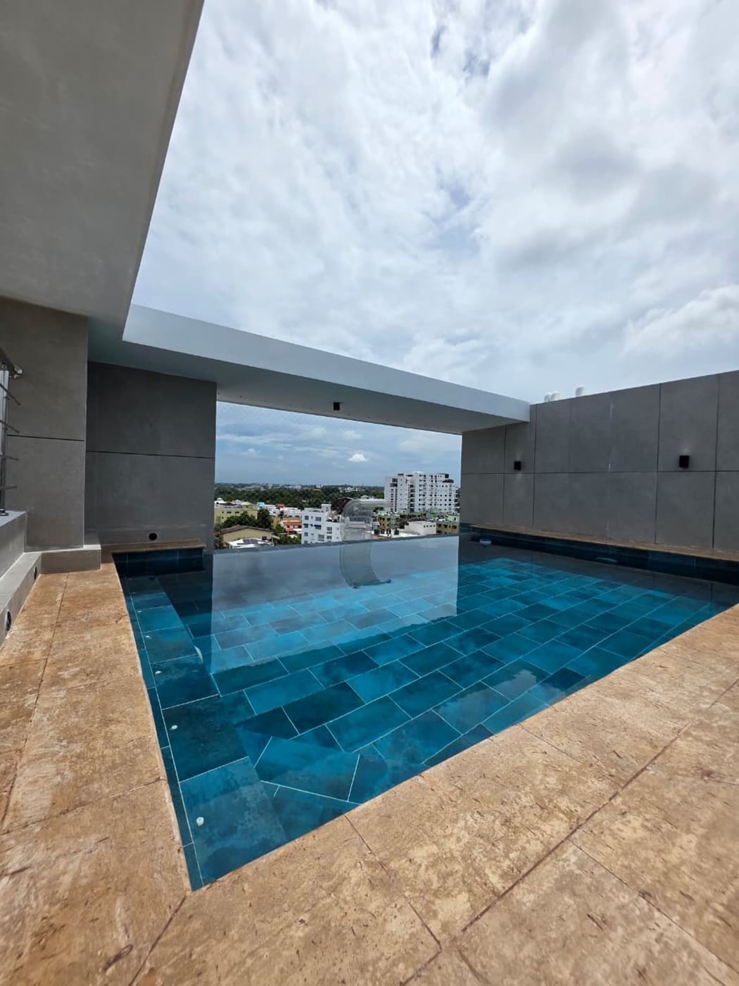 PENTHOUSE EN VENTA 3 DORMITORIOS DON HONORIO SANTO – foto 2