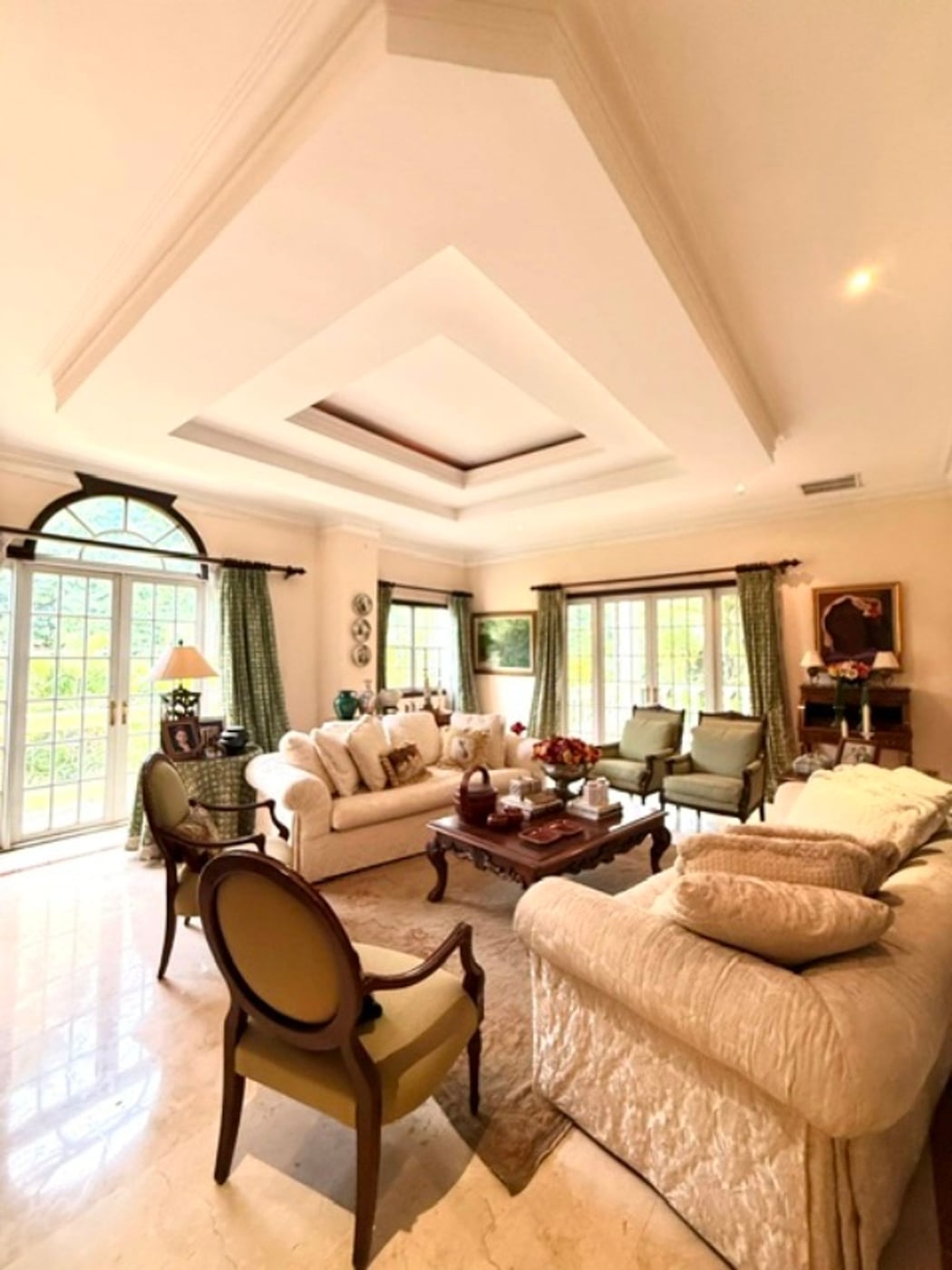 CASA EN LOS PIN0S – foto 4