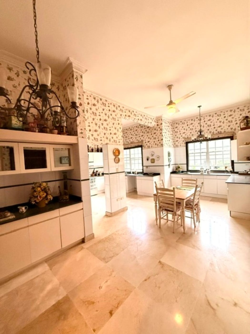 CASA EN LOS PIN0S – foto 5