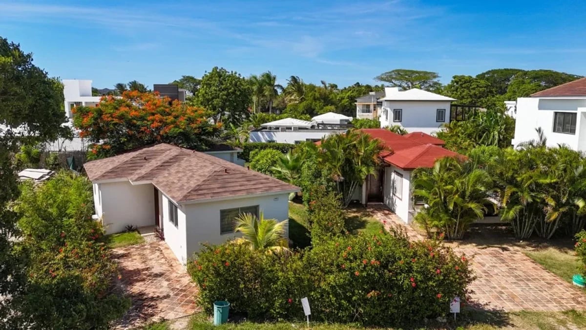 Acogedora villa de dos dormitorios con piscina privada – foto 7
