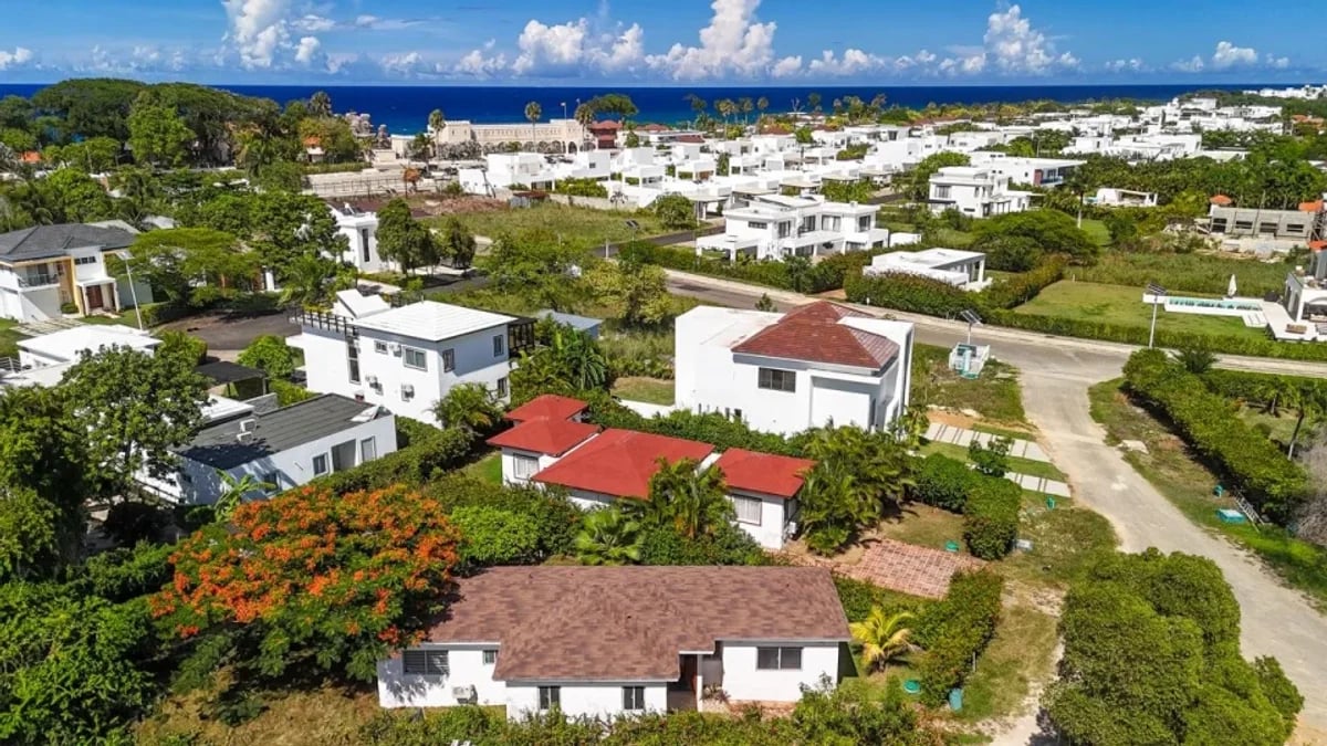 Acogedora villa de dos dormitorios con piscina privada – foto 3