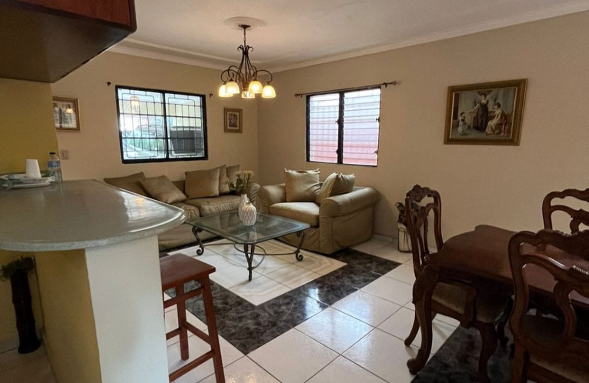 Casa en Urbanización Lucerna, Santo Domingo Este – foto 10
