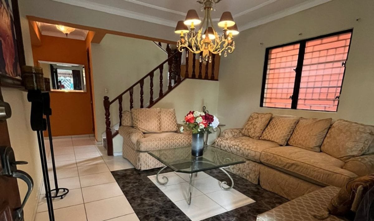 Casa en Urbanización Lucerna, Santo Domingo Este – foto 5