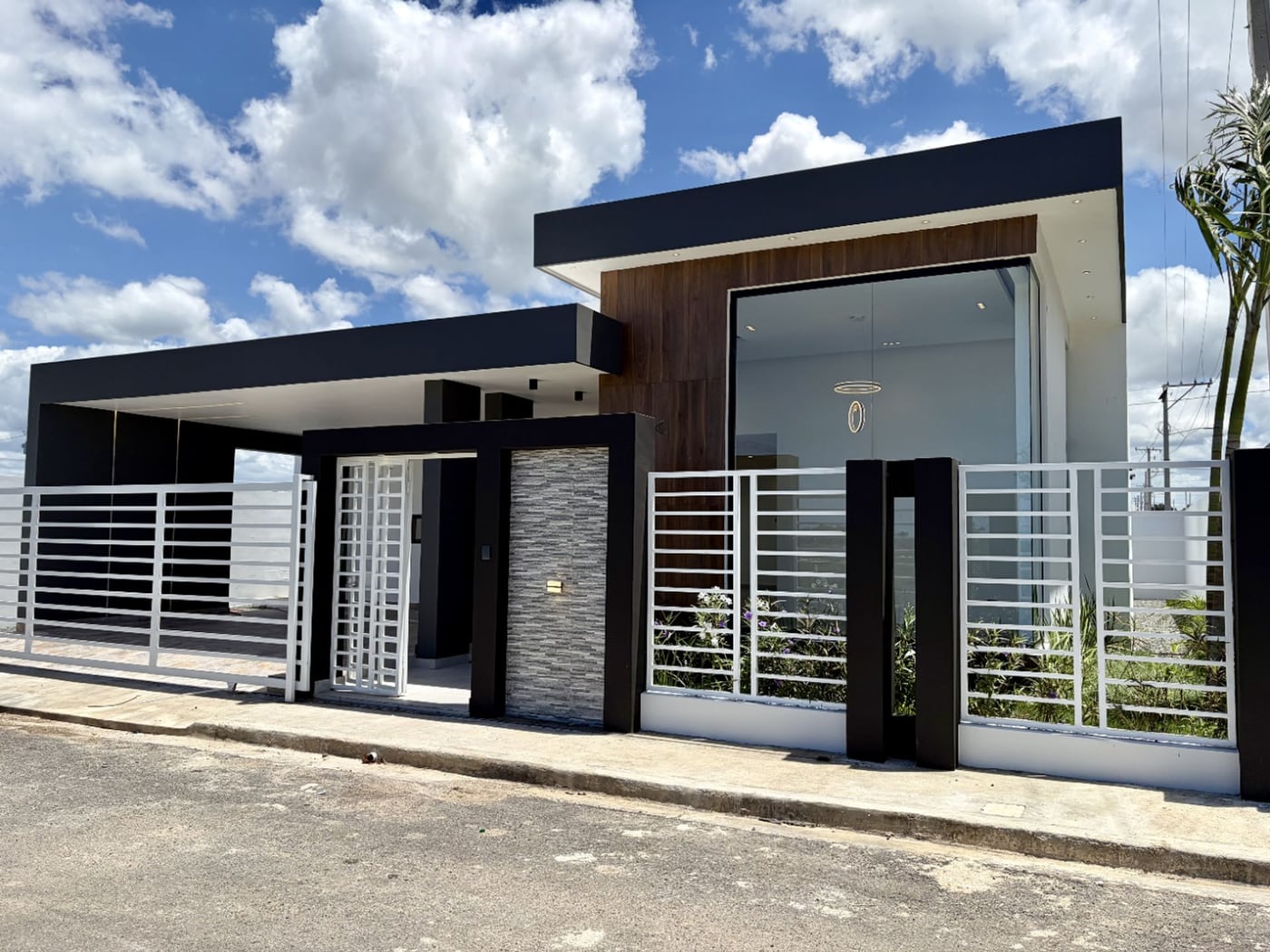 Casa nueva moderna en venta en Res. Don Juan II – foto 1