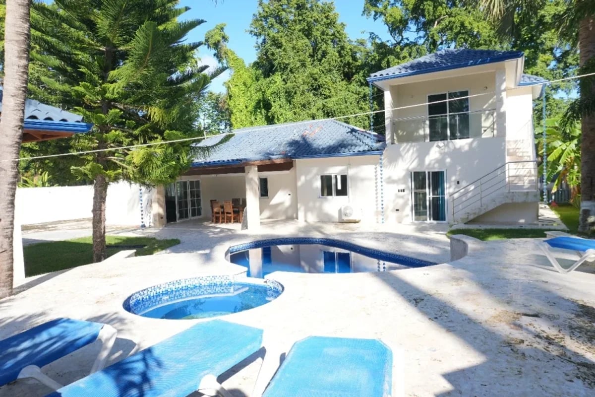Villa Exclusiva en Perla Marina – foto 2