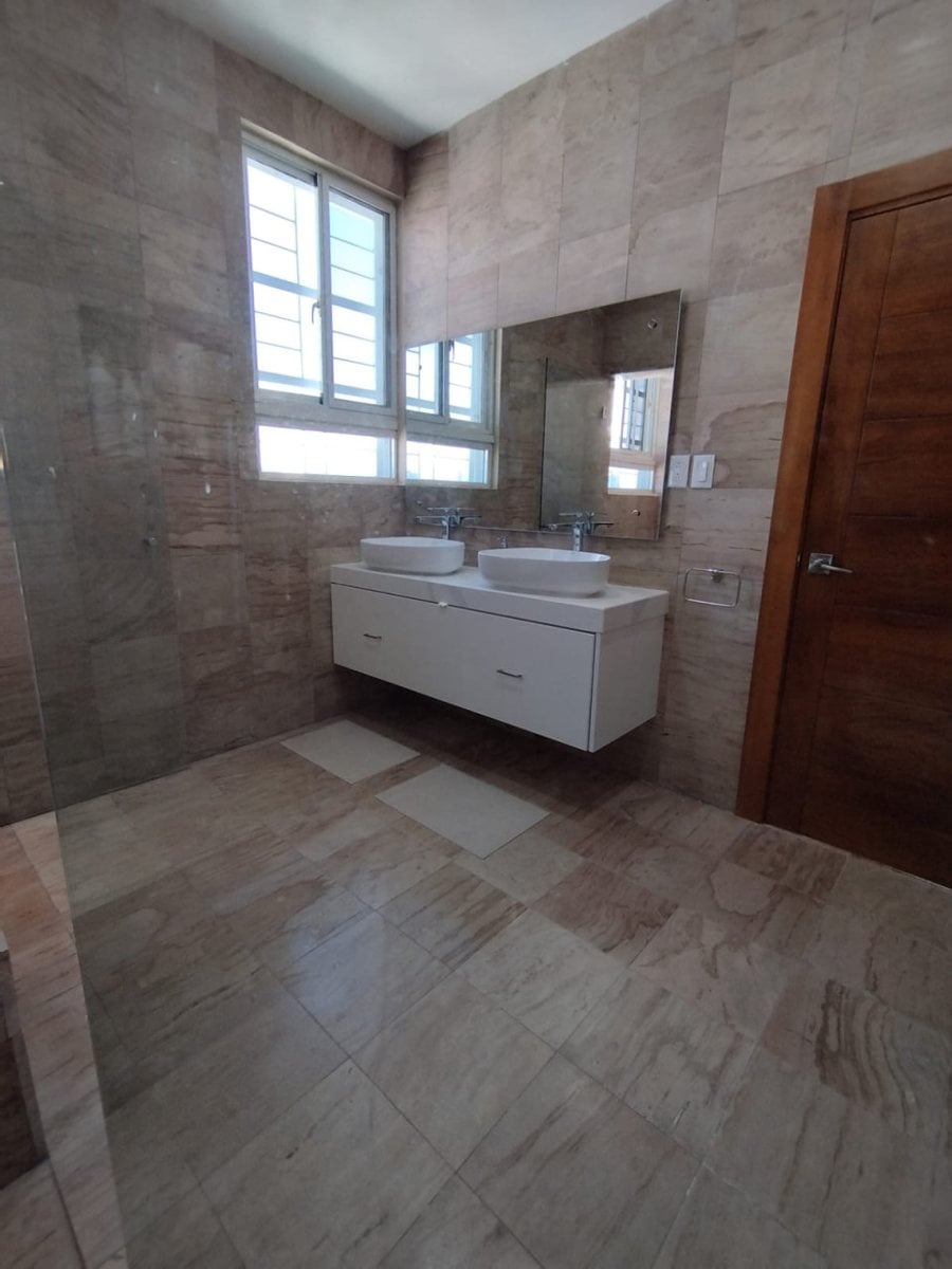 Apartamento de Lujo en Evaristo Morales – foto 10