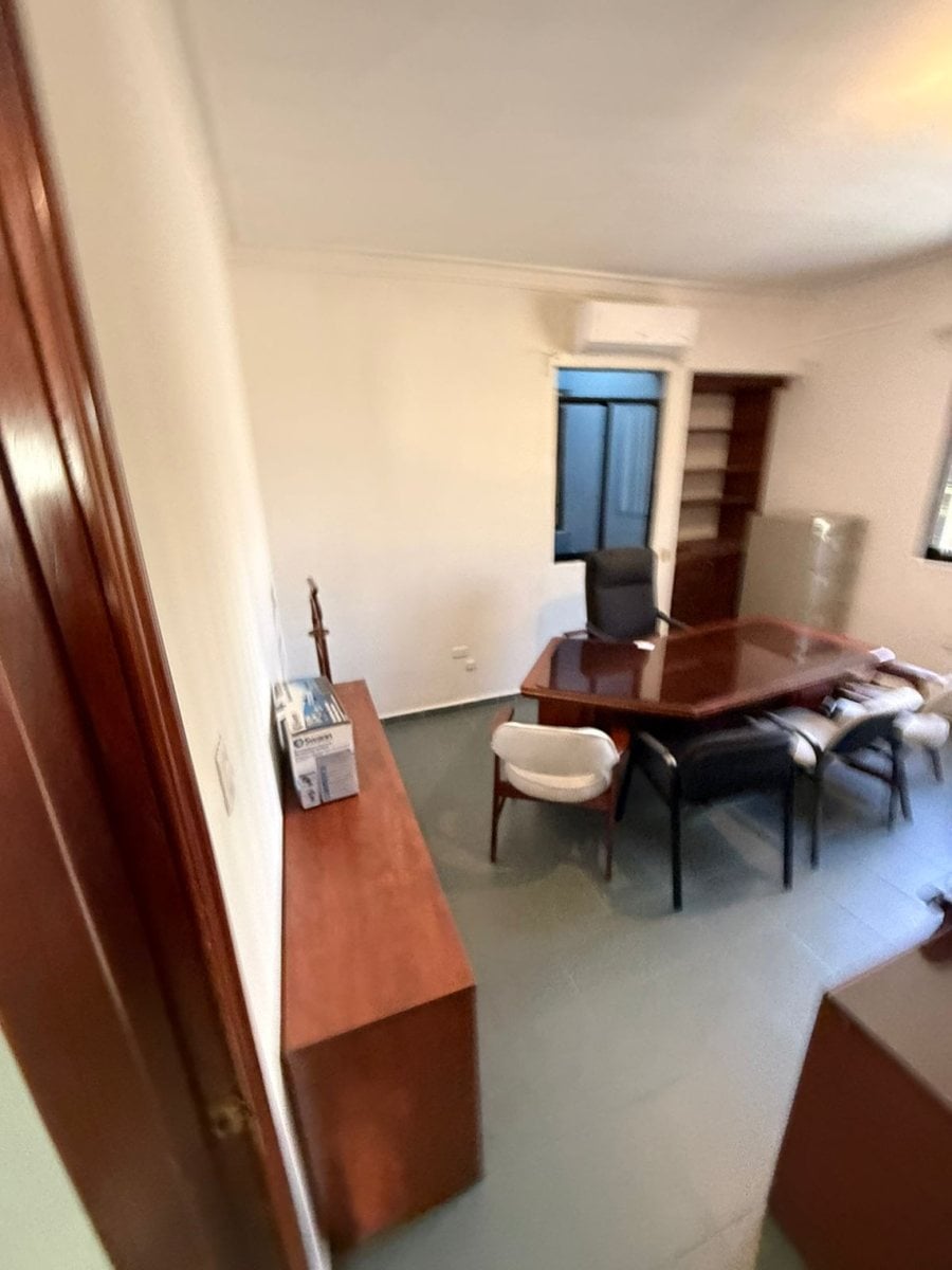 Local comercial amueblado en Gazcue – foto 3