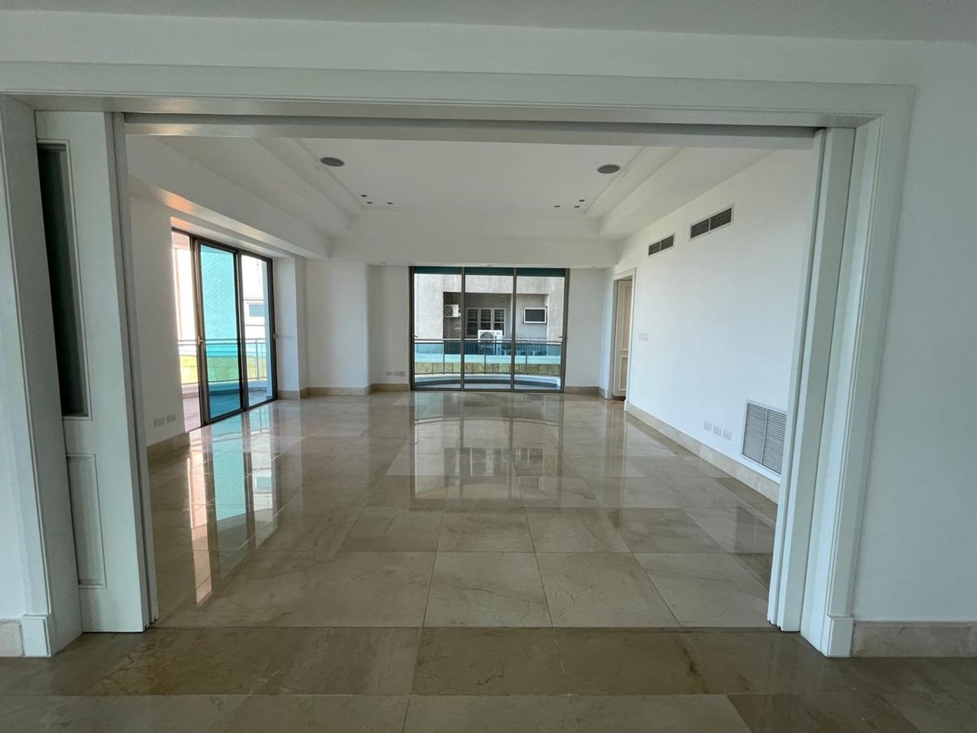 APARTAMENTO EN VENTA EN AVENIDA ANACAONA, D.N. – foto 2