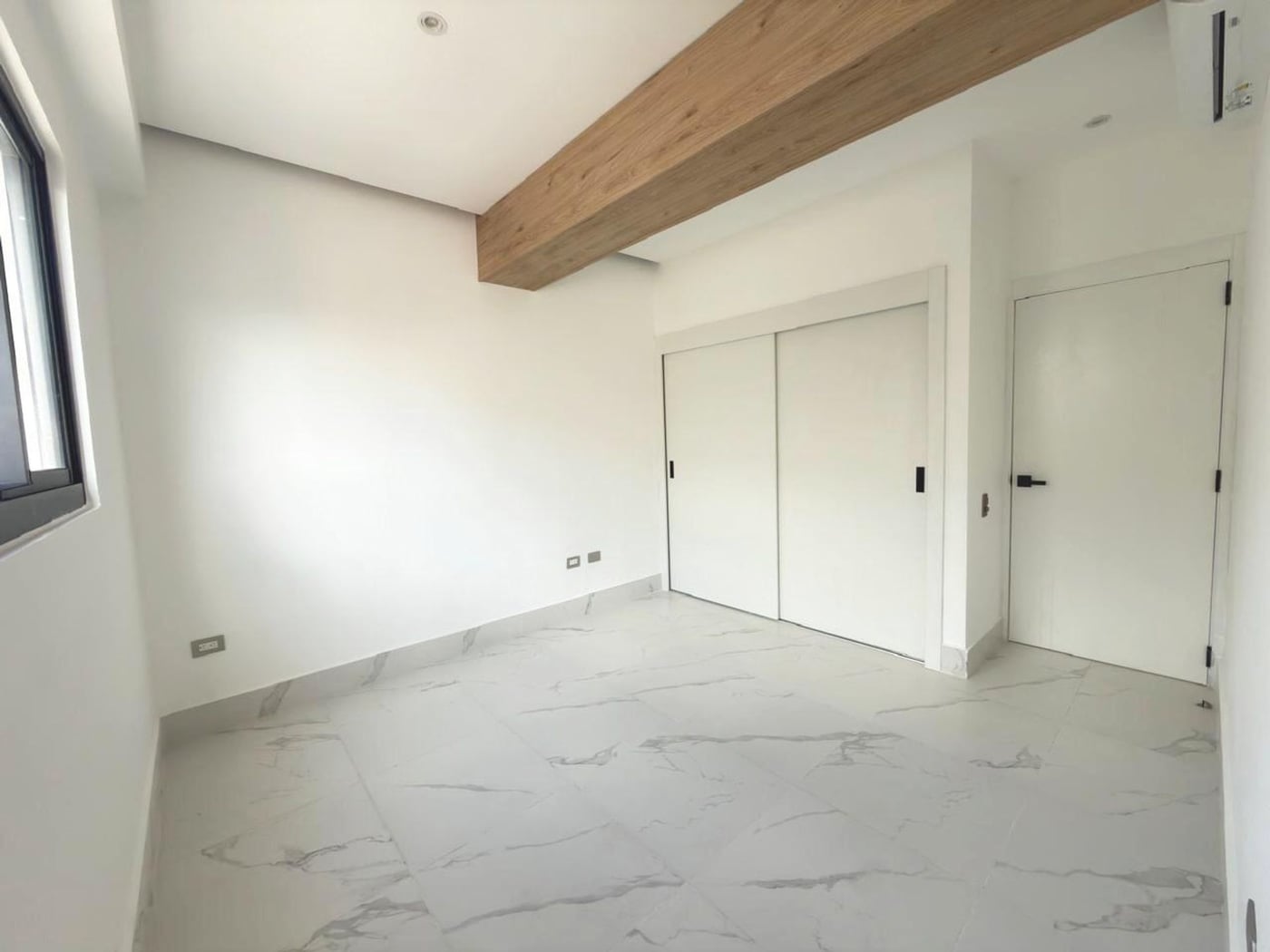 APARTAMENTO EN ALQUILER EVARISTO MORALES – foto 3