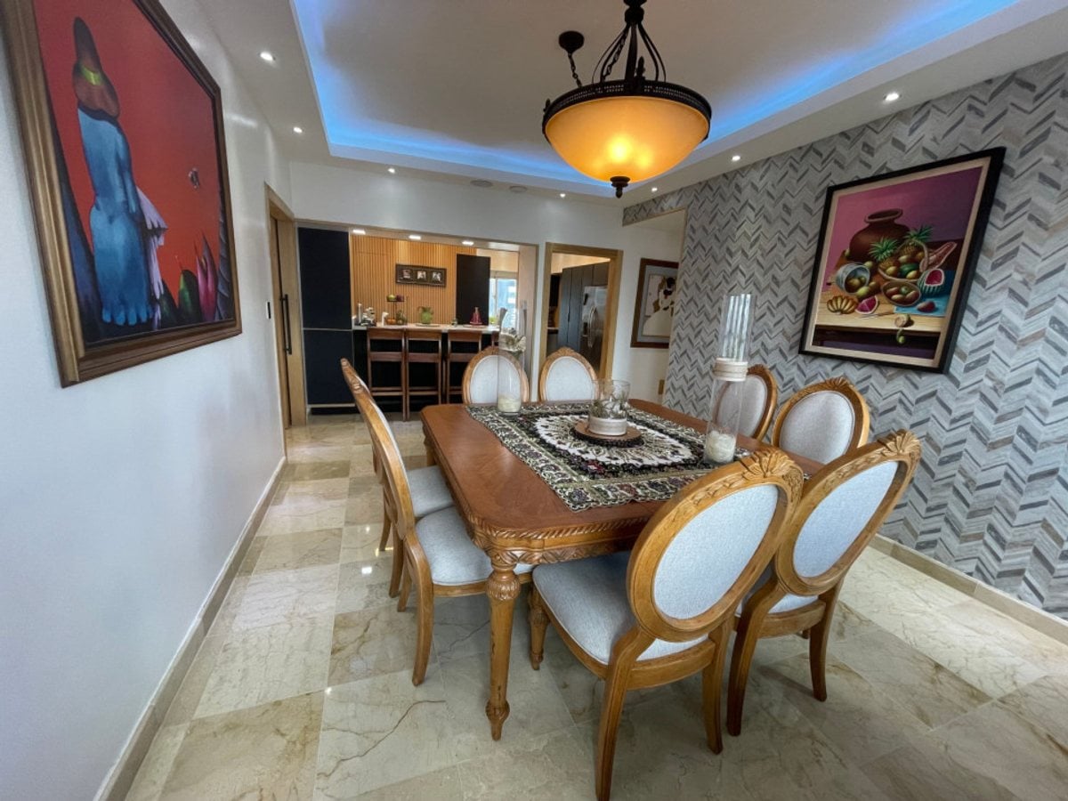 Apartamento en Ensanche Serralles, 250m² – foto 3