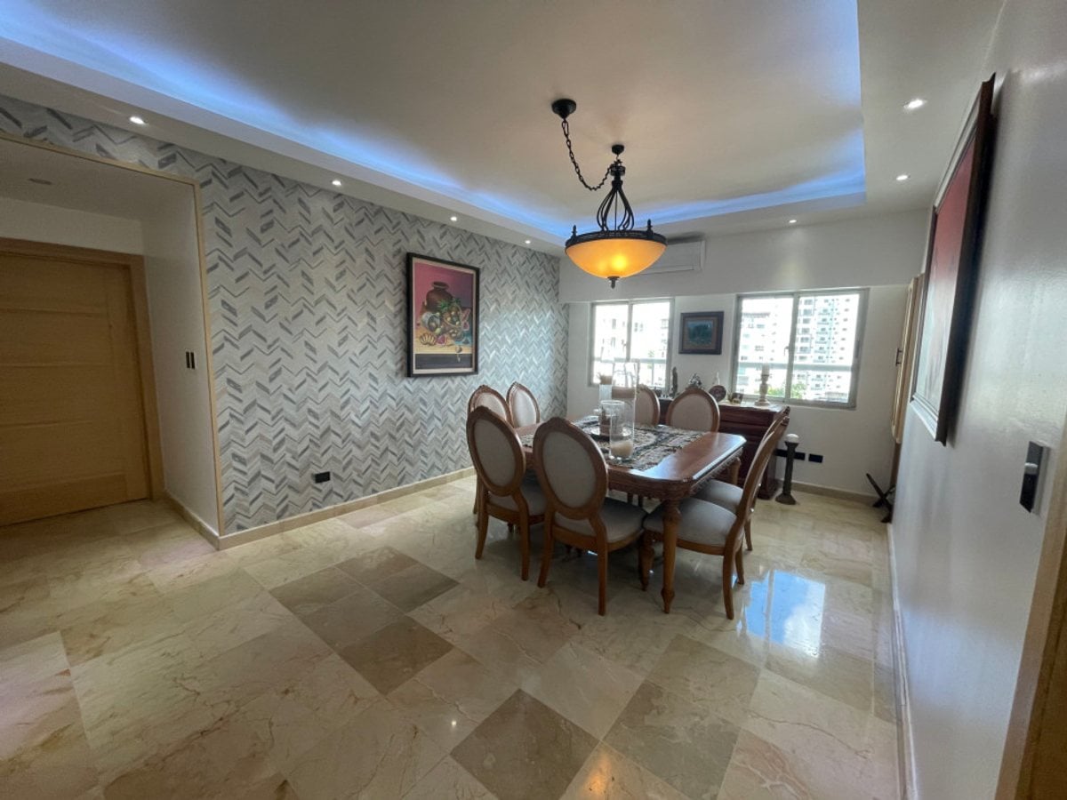 Apartamento en Ensanche Serralles, 250m² – foto 4