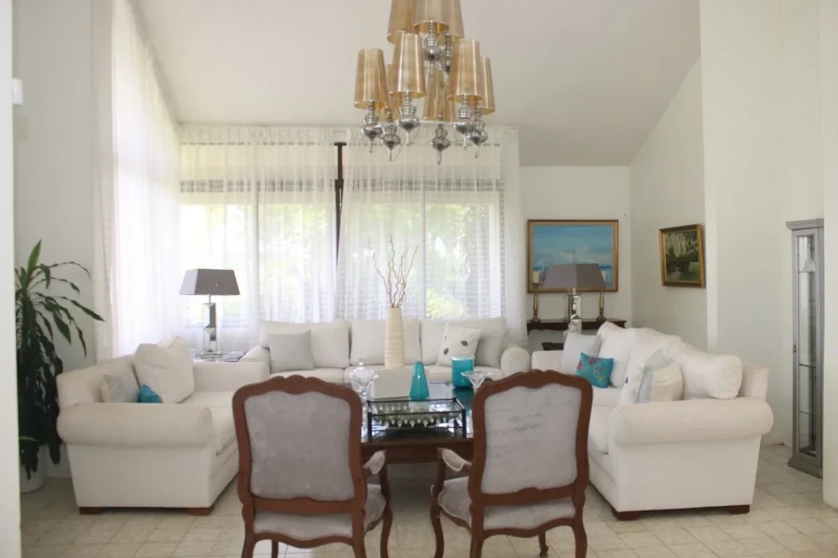 Casa de Lujo en Santo Domingo, La Meseta – foto 1