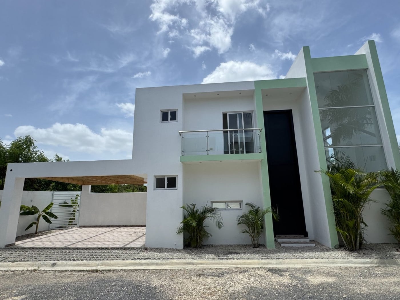 Moderna Casa de 2 Hab con Piscina | La Romana – foto 1