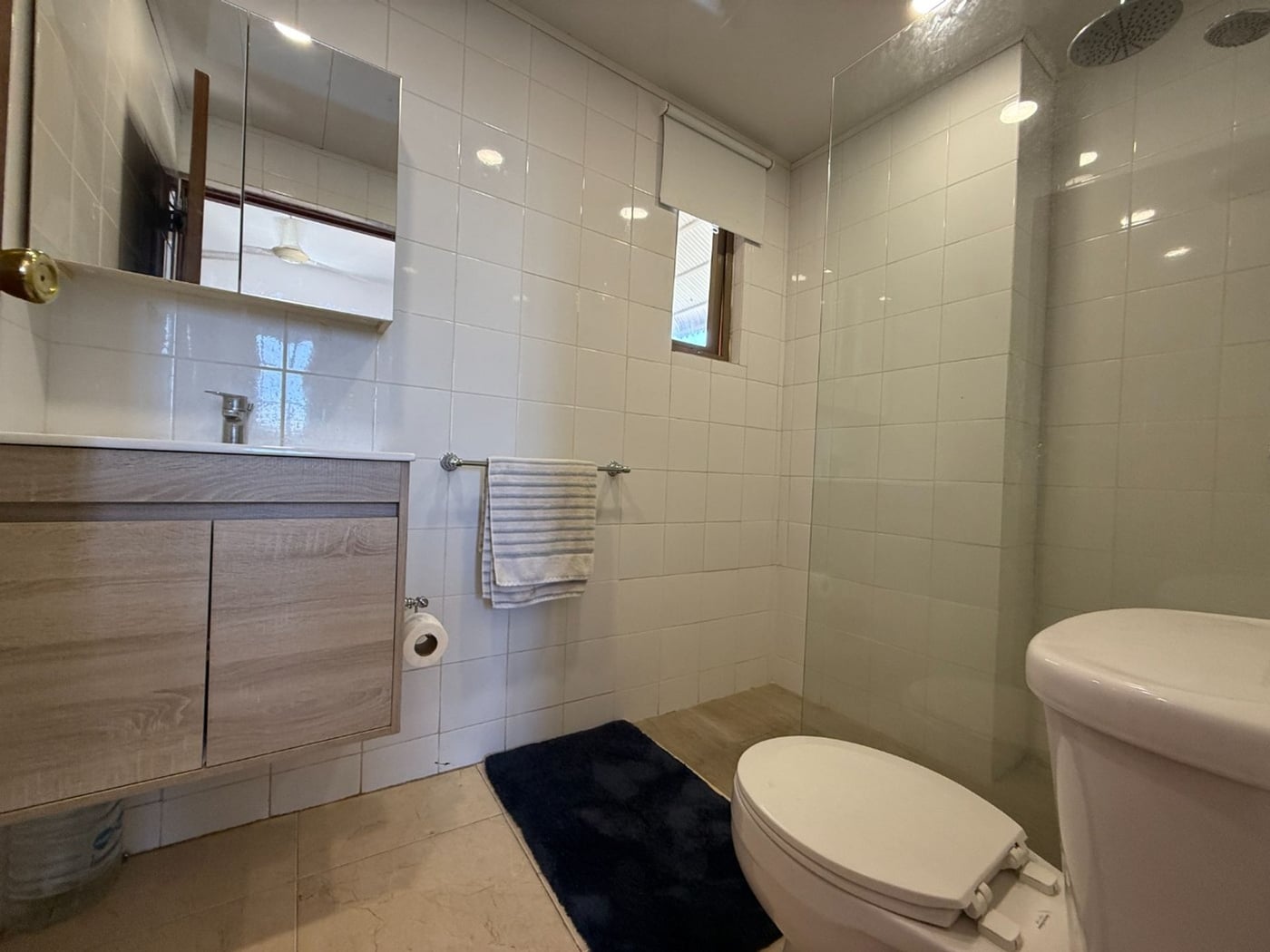 Apartamento de 1 dormitorio con vista al mar – foto 11