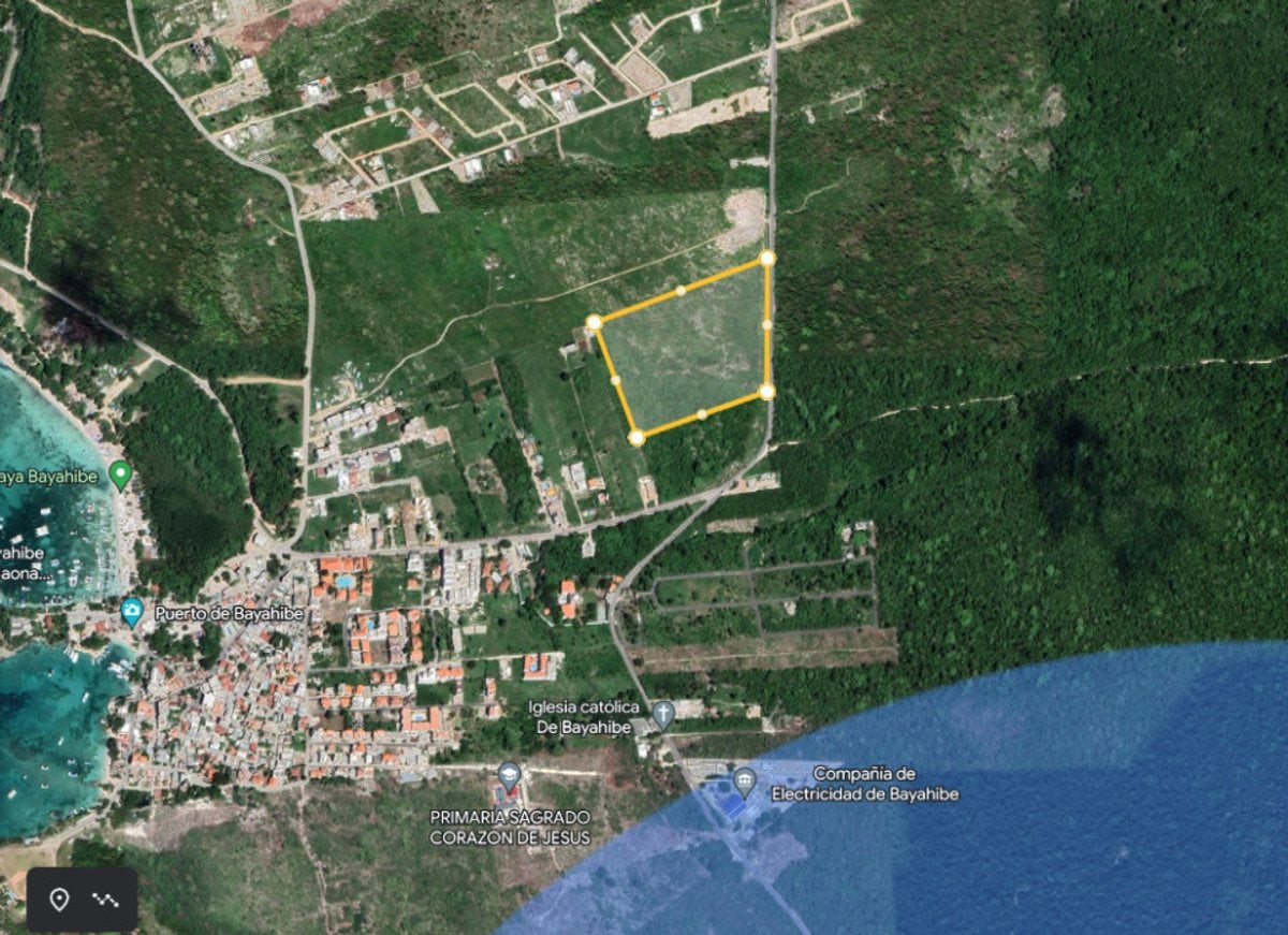 Terreno titulado de 52,000 m² en Bayahibe – Ideal – foto 1