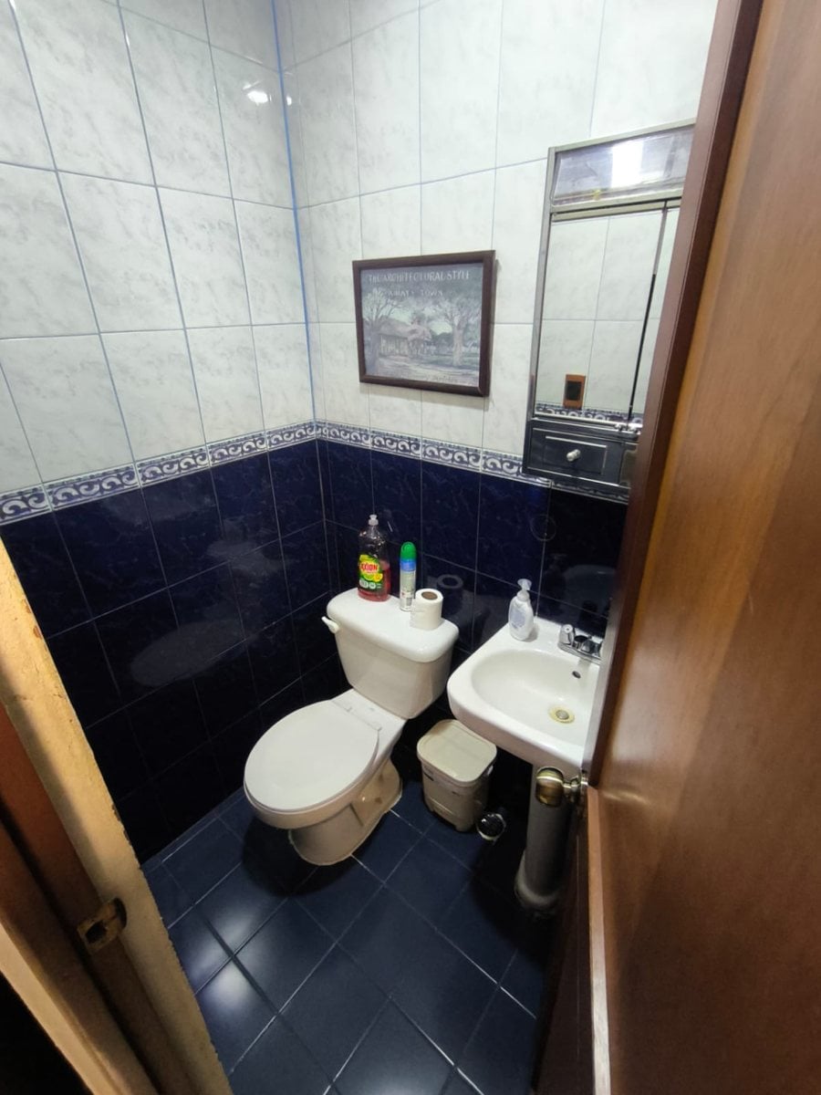 Local comercial amueblado en El Vergel – foto 12
