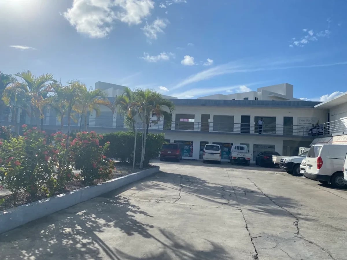 Local comercial en Plaza Tobacco – foto 5