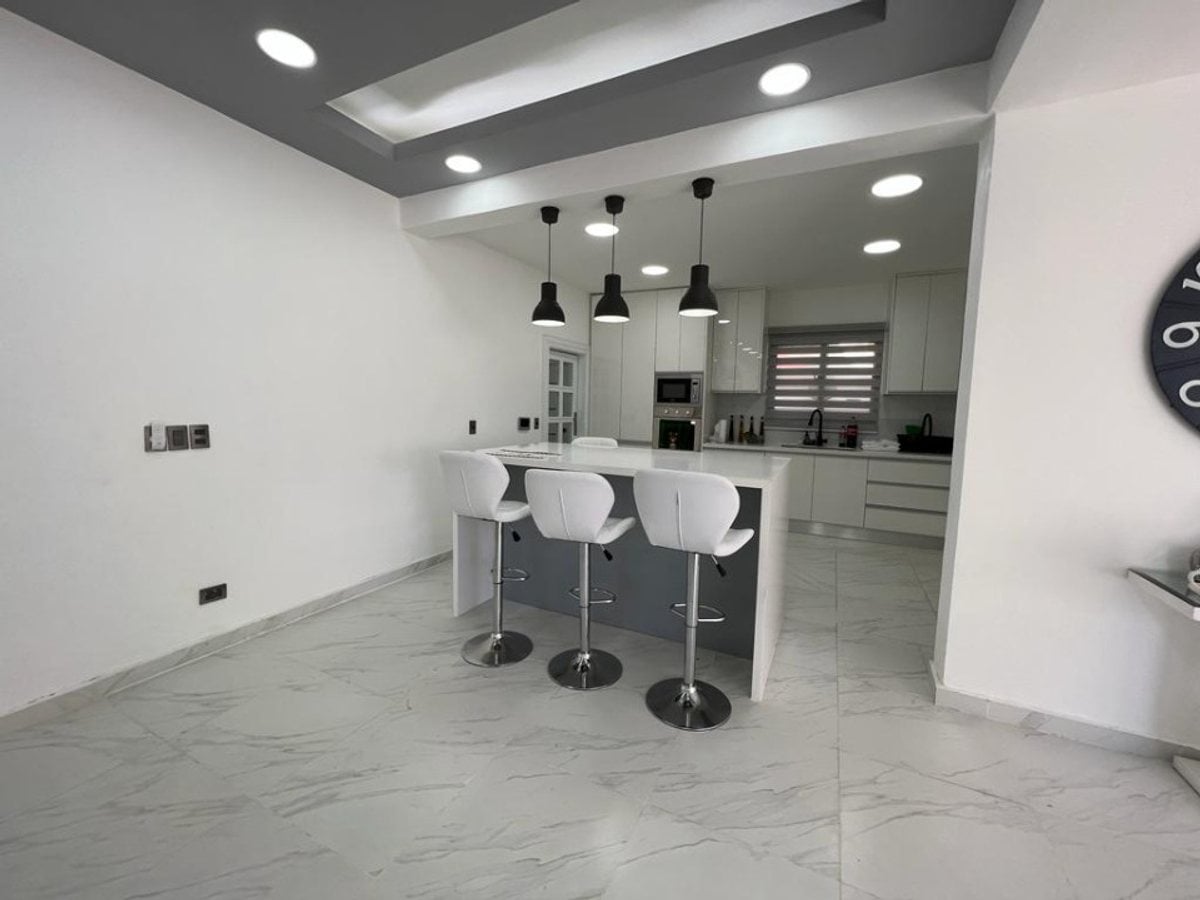 Altos De Arroyo Hondo III Casa en venta US$650K – foto 2