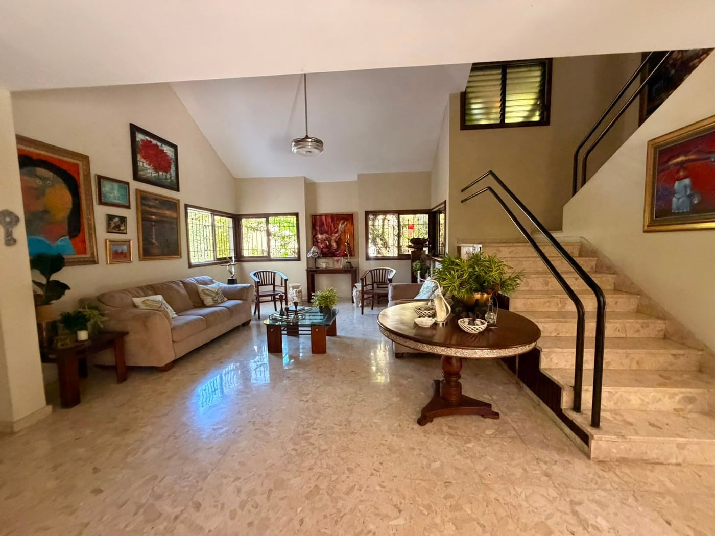 Casa de 5 Habs con Piscina en Altos de Arroyo Hond – foto 2