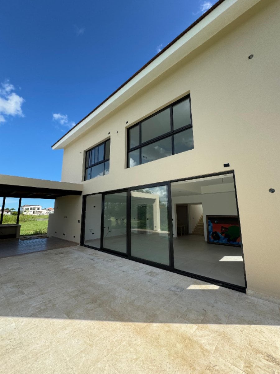 Descubre la villa de tus sueños en La Estancia Golf Resort – foto 12