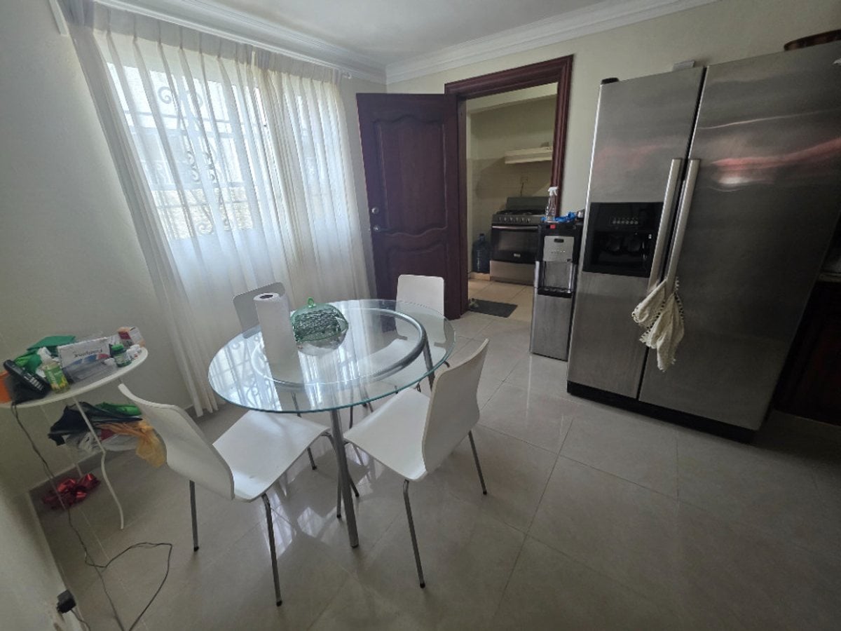 CASA EN VENTA 4 DORMITORIOS ALMA ROSA II SANTO DOM – foto 4