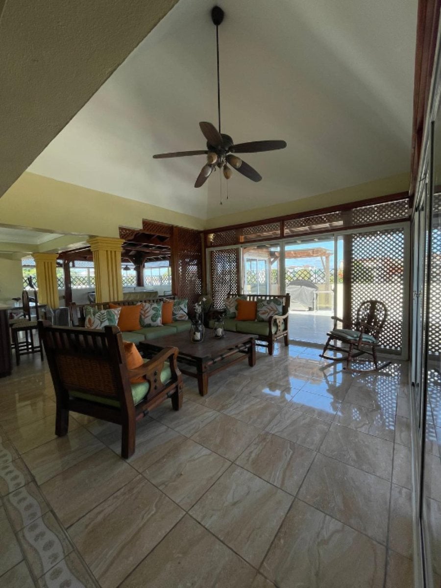 CASA EN VENTA 4 DORMITORIOS ALMA ROSA II SANTO DOM – foto 9