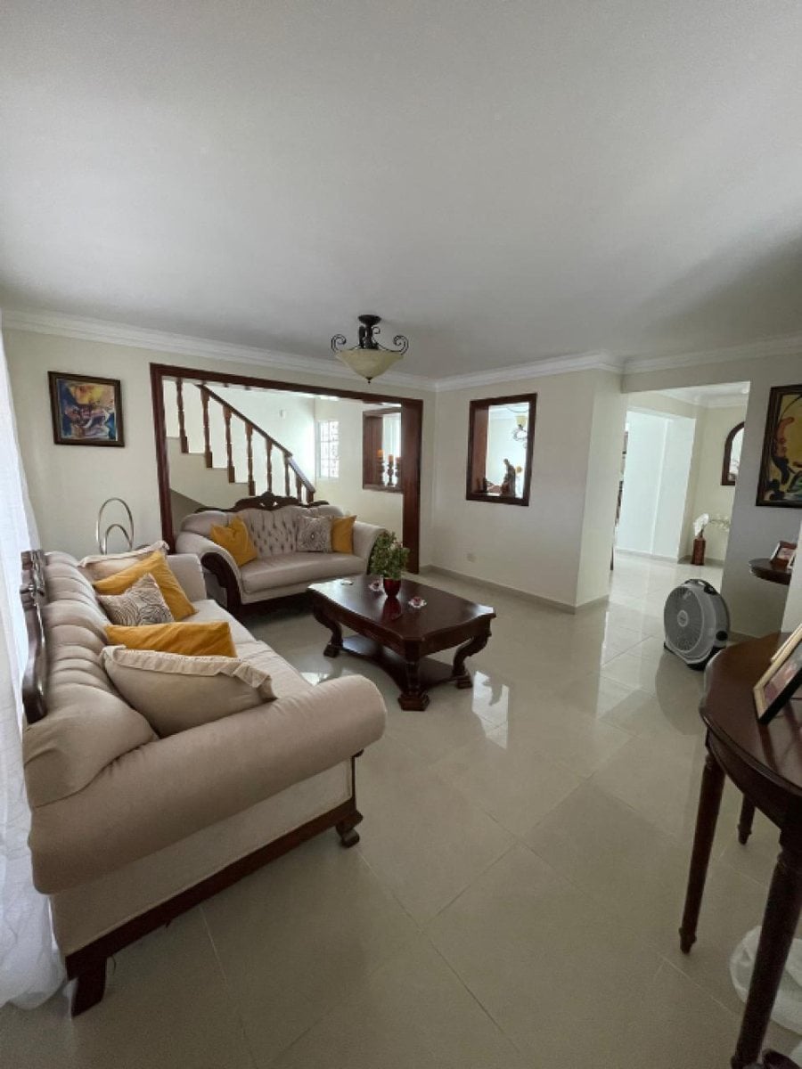 CASA EN VENTA 4 DORMITORIOS ALMA ROSA II SANTO DOM – foto 7