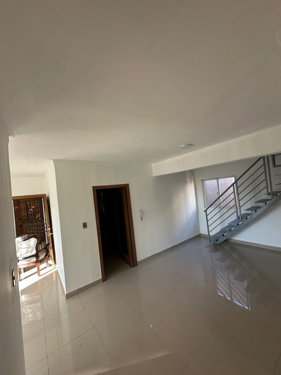Apartamento en Brisas de las Colinas III – foto 3