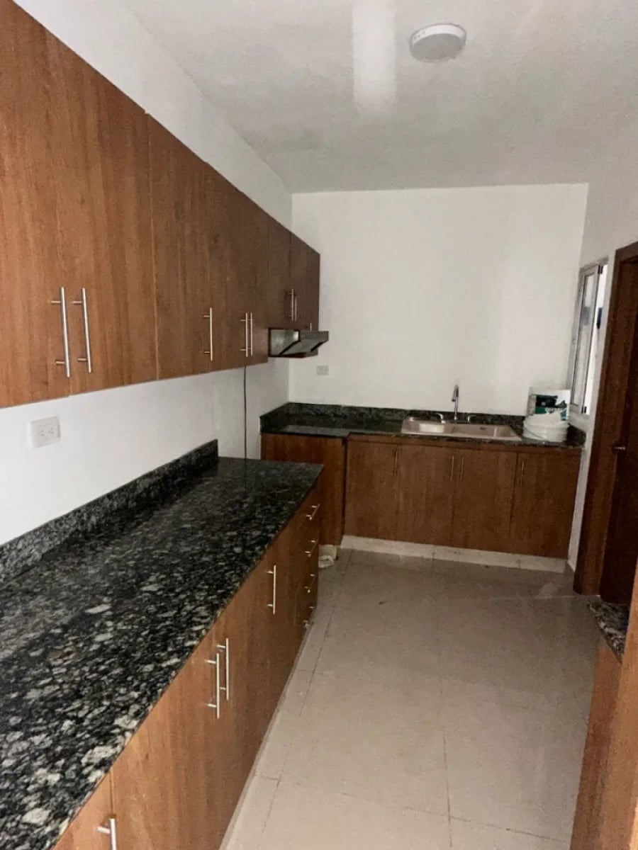Apartamento en Brisas de las Colinas III – foto 5