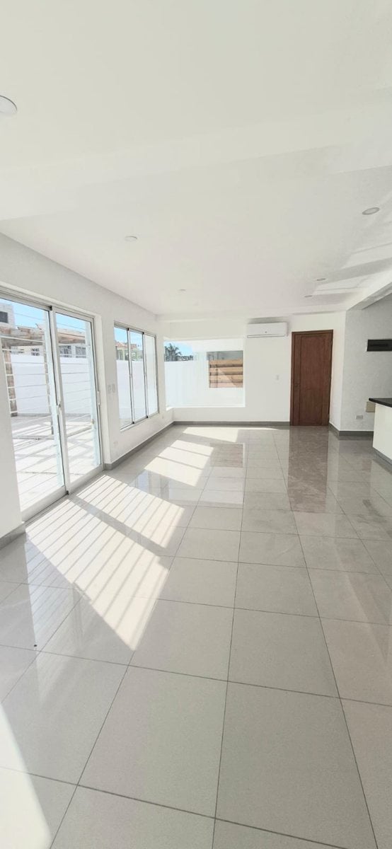 Casa en Caleta, La Romana – foto 2