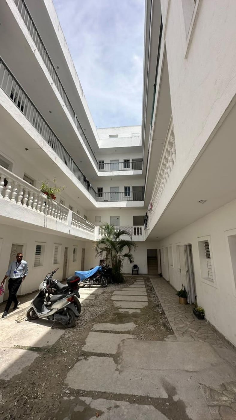 OPORTUNIDAD, EDIFICIO COMPLETO EN PUNTA CANA. – foto 3