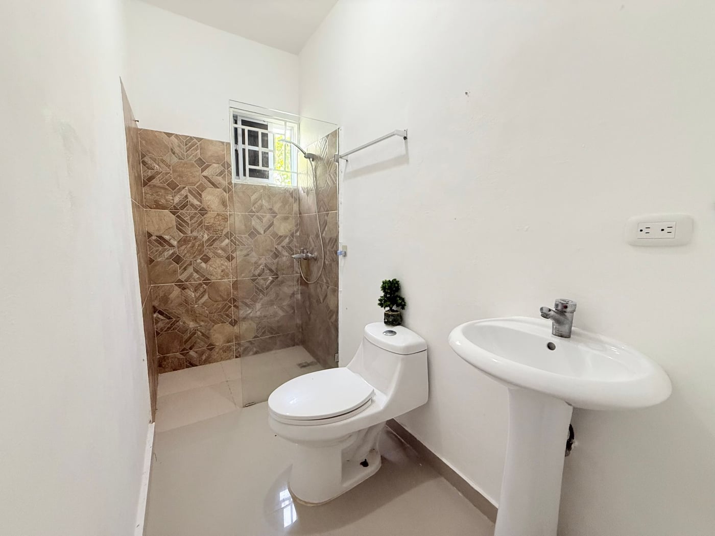 SE VENDE CASA- PUNTA CANA GARDENS – foto 8