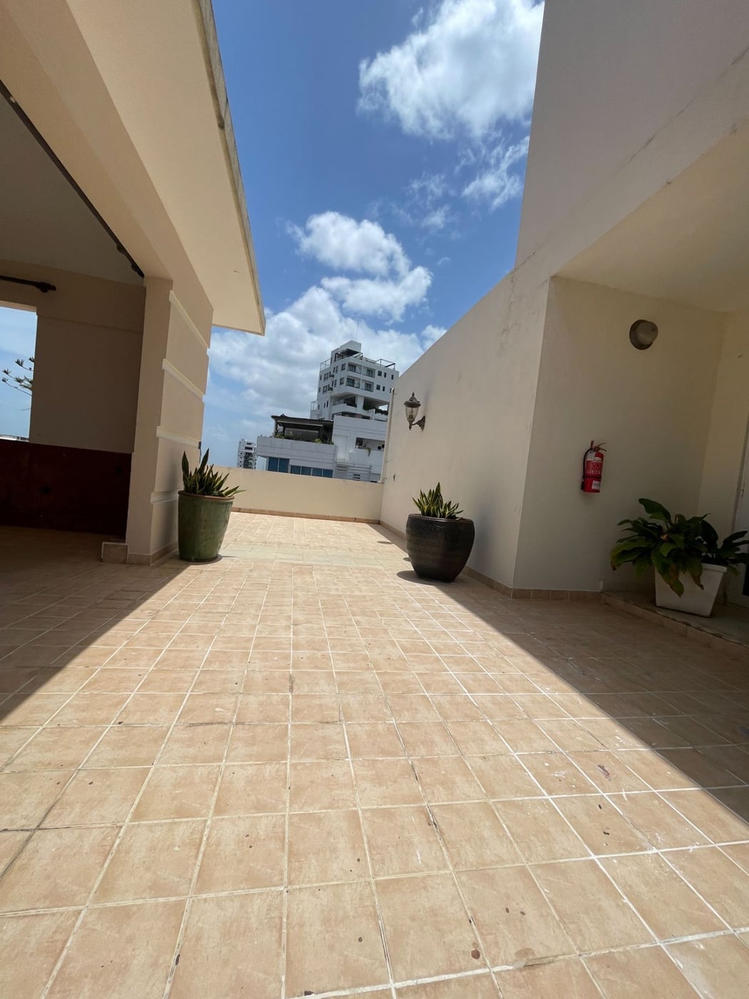 Alquiler 2 Habitaciones más Estudio y Balcón – foto 3