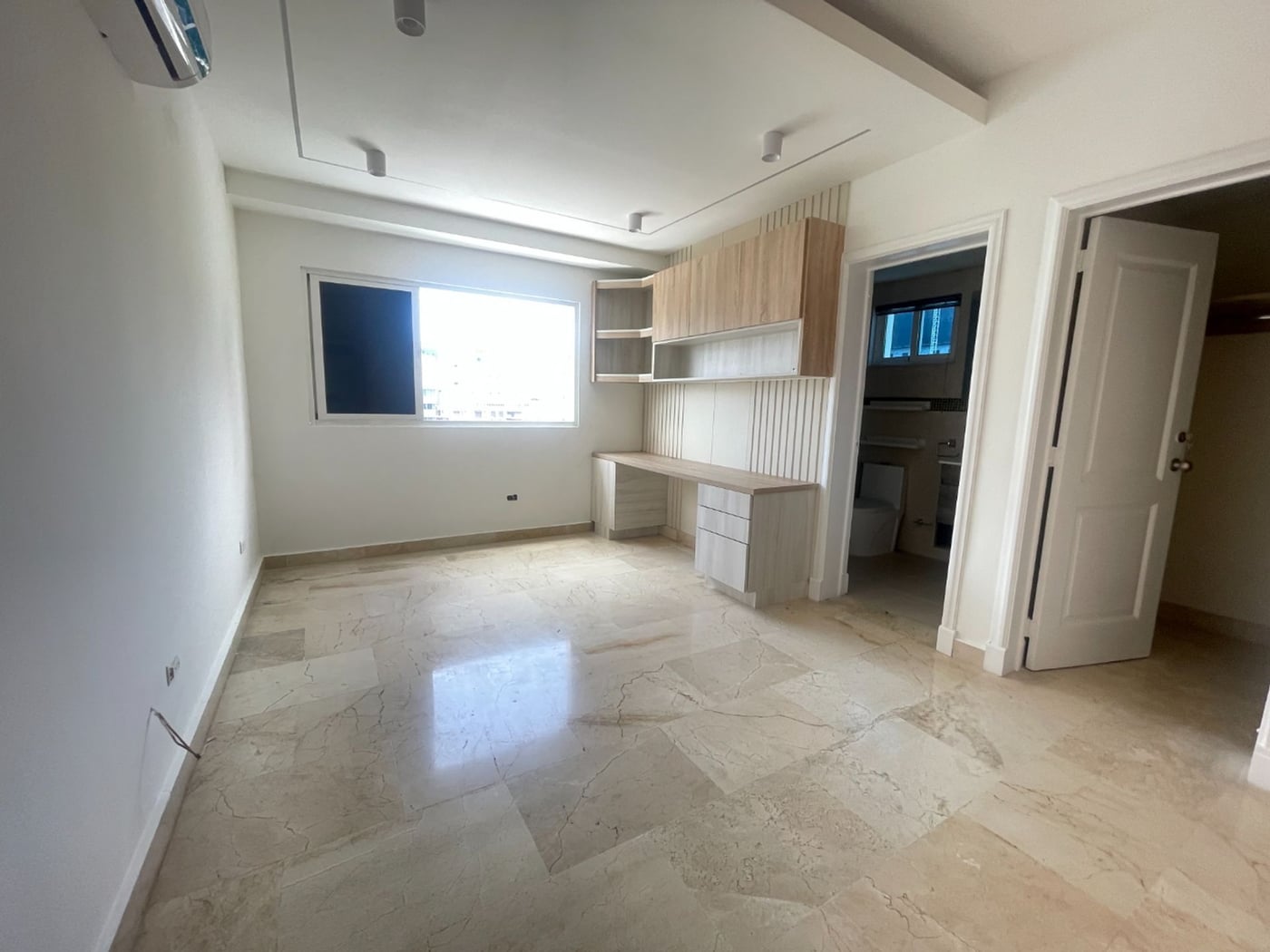Alquiler 2 Habitaciones más Estudio y Balcón – foto 10