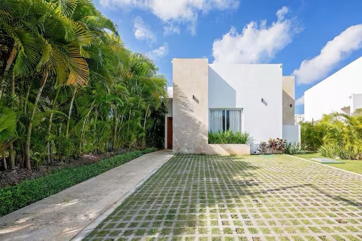 VILLA EN VENTA 3 DORMITORIOS PLAYA NUEVA ROMANA SA – foto 1