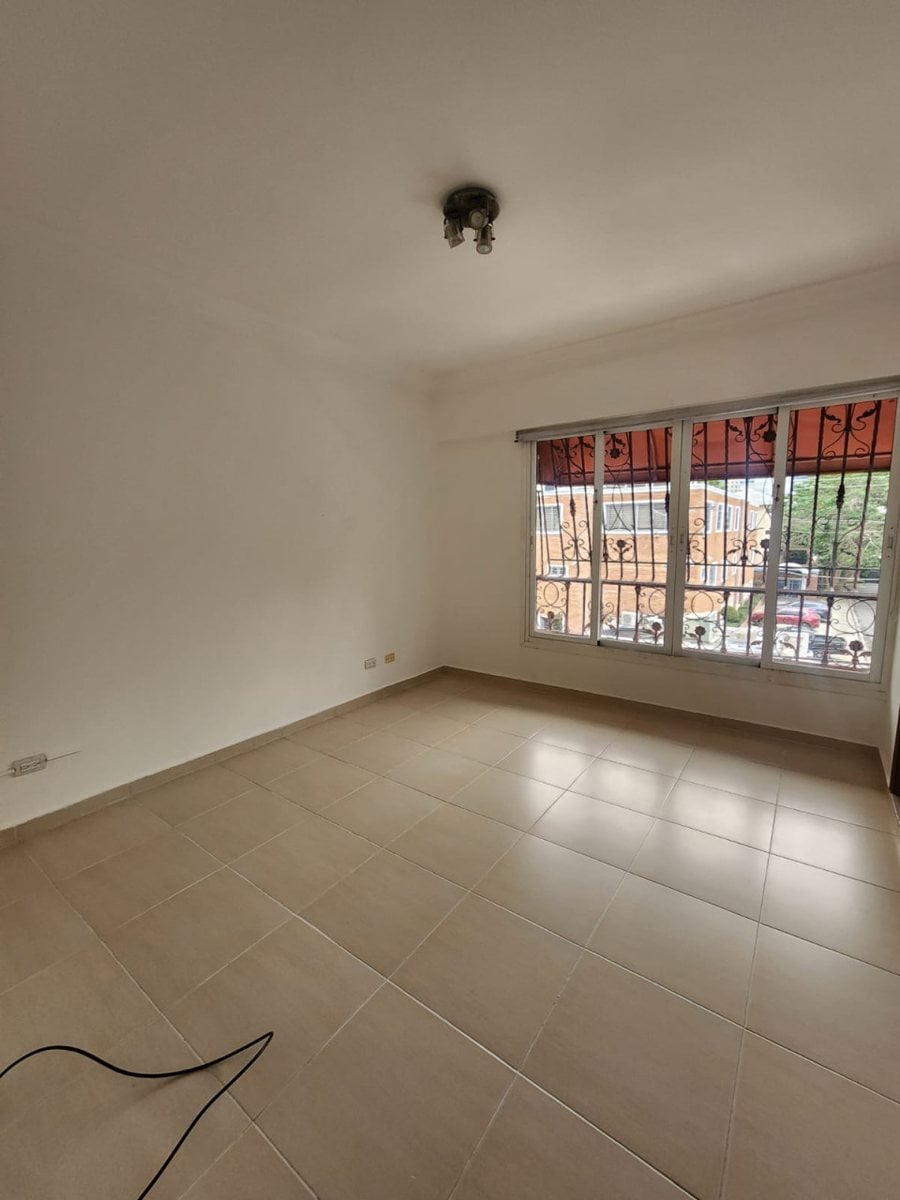 Apartamento en El Residencial Gil Roma XXXII – foto 2