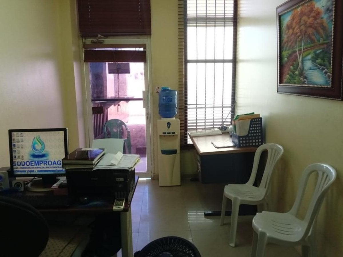 LOCAL COMERCIAL EN VENTA 45 M² SAN ISIDRO ADENTRO – foto 3