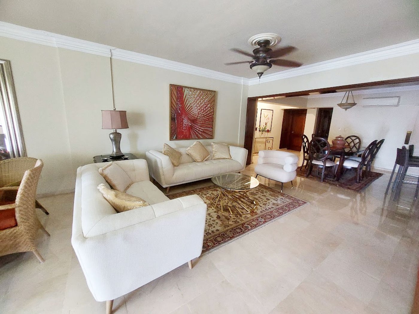 Apartamento amueblado en la Avenida Anacaona – foto 2