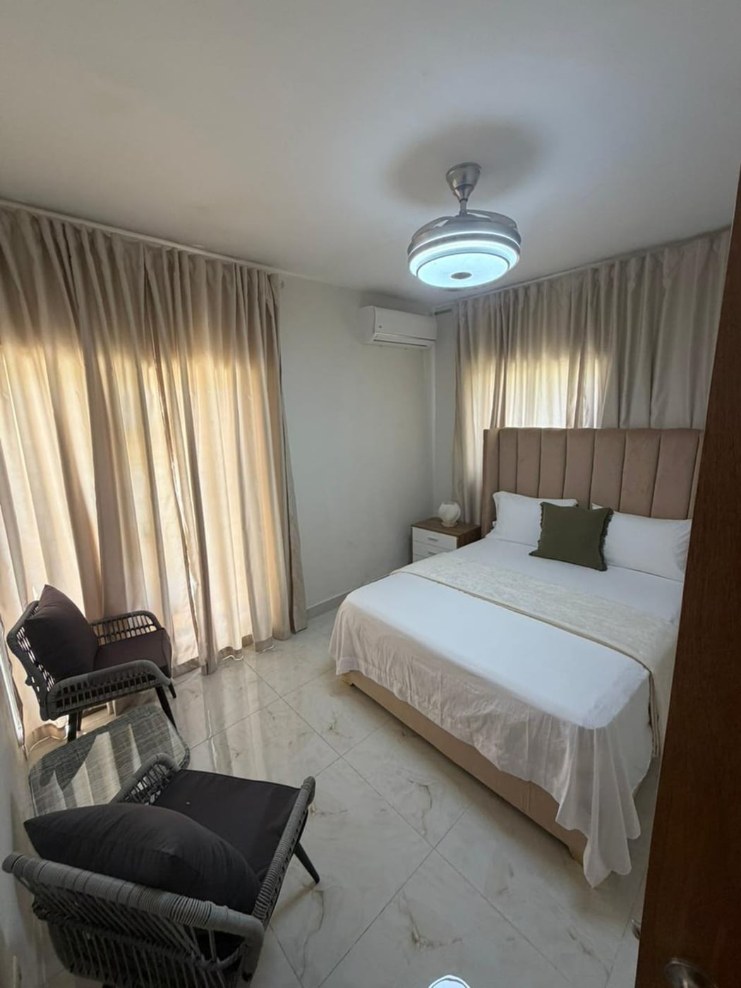 APARTAMENTO EN VENTA 2 DORMITORIOS LA ROMANA – foto 5