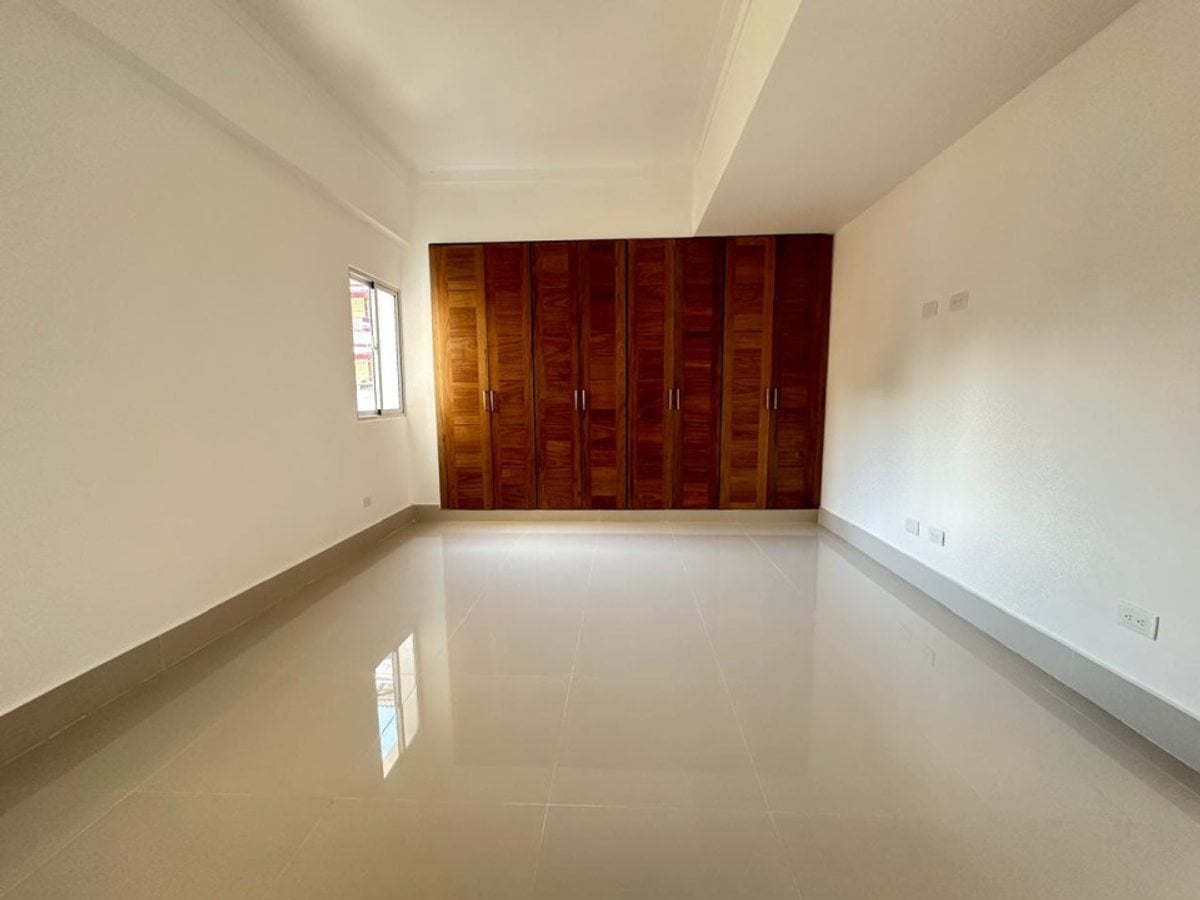 APARTAMENTO EN VENTA 3 HAB COLINA DE LOS RIOS – foto 5