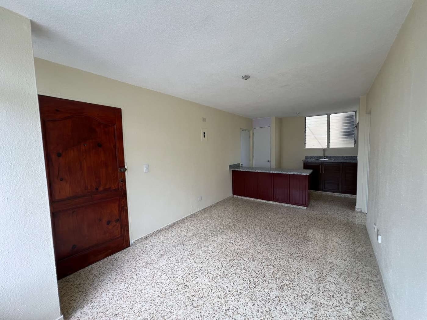 APARTAMENTO VACIO EN LOS PROCERES – foto 2
