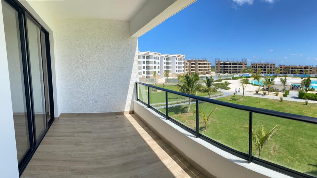 Apartamento 2 habitaciones con línea blanca y 2 parqueos – foto 1